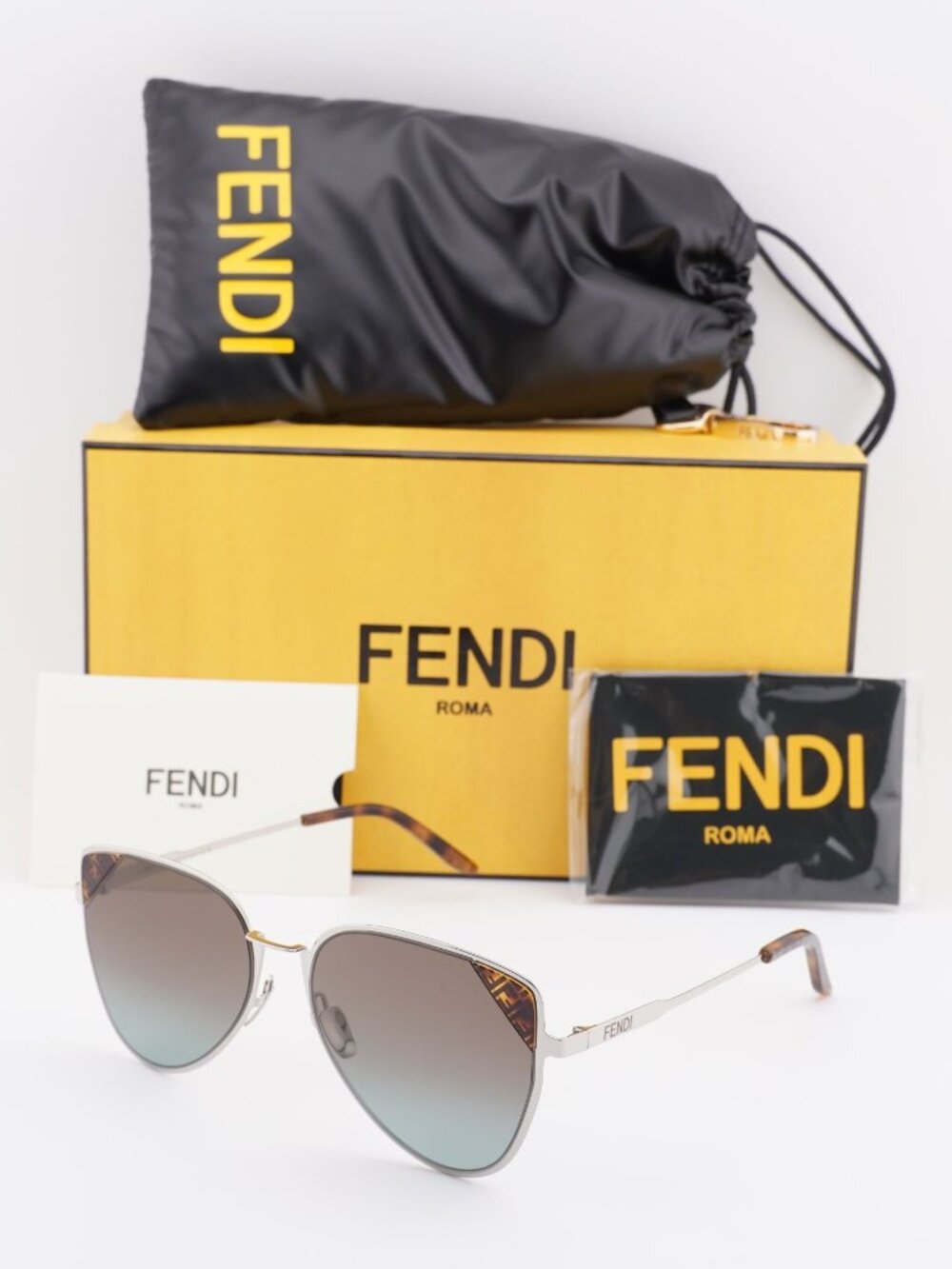 Fendi FE40189U 16F Aviator Sunglasses - Palladium / Brown
